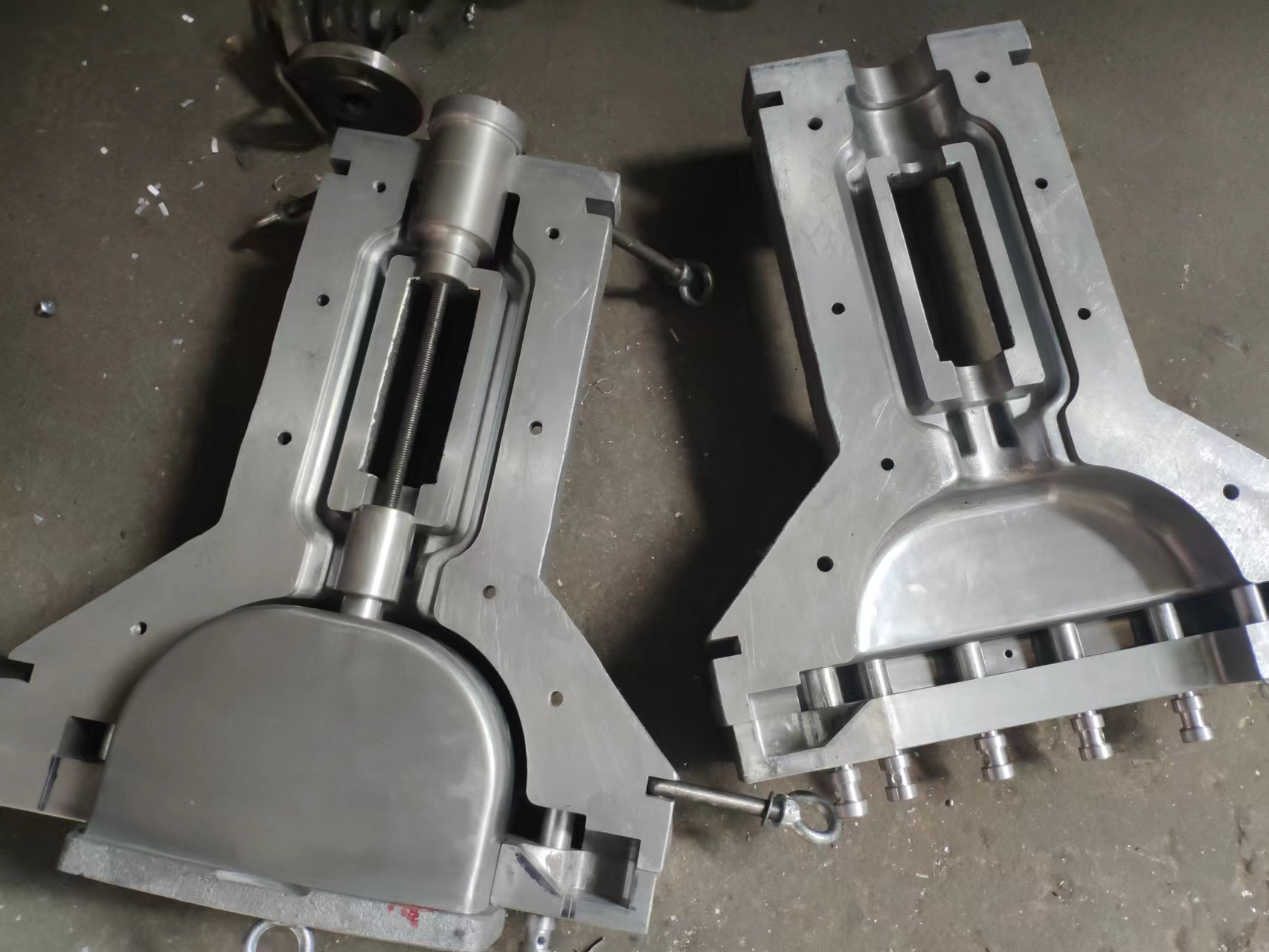 閘閥精鑄鋁模具